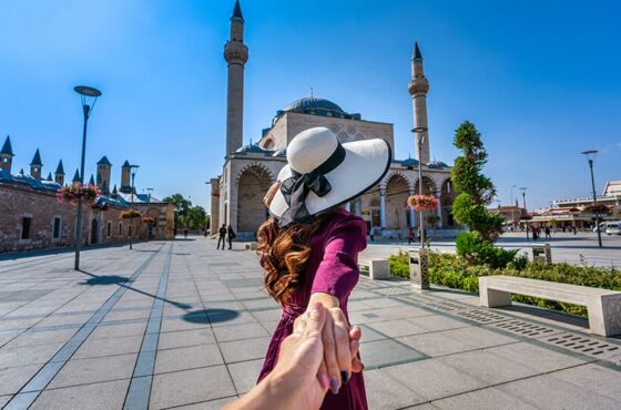 The surfing man will adventure your mind